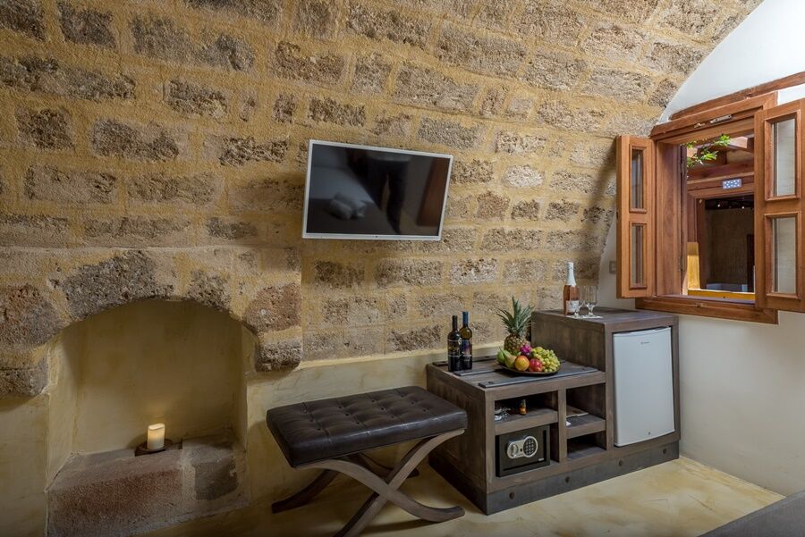 10Gr Hotel And Wine Bar - Adults Only Rhodes City Екстер'єр фото